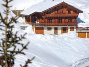 Chalet Godfrey by Interhome